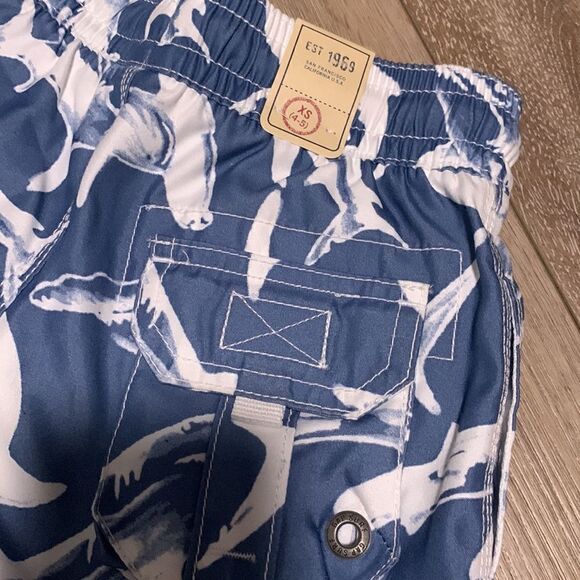 NWT Gap Kids Swim Trunks - Picture 5 of 8